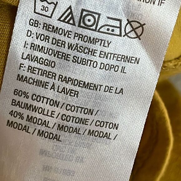 Lori Goldstein LOGO size L short sleeve ruffle asymmetrical hem tee shirt. - Picture 4 of 5